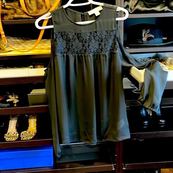 MK black sheer open shoulder blouse Never worn - Picture 1 of 4